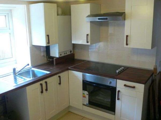  Image of 3 bedroom Cottage to rent in Church Street Littleborough OL15 at Church Street Littleborough Rochdale, OL15 8AU